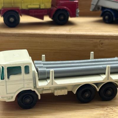 LOT 95: Vintage Lesney Matchbox Vehicles - Refuse Truck, Dumper Truck, Grit Spreading Truck, Tippax Refuse Collector and More