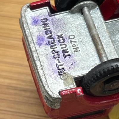 LOT 95: Vintage Lesney Matchbox Vehicles - Refuse Truck, Dumper Truck, Grit Spreading Truck, Tippax Refuse Collector and More