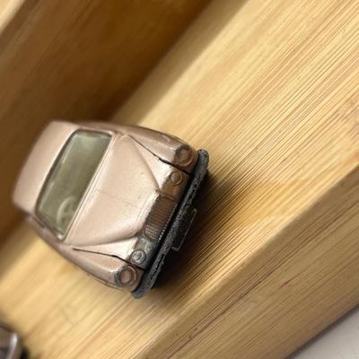 LOT 97: Vintage Lesney Matchbox Cars - Lamborghini Miura, Rolls Royce Silver Shadow, Ferrari Berlinetta, Iso Grifo, Rolls Royce Phantom...