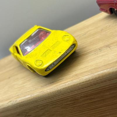 LOT 97: Vintage Lesney Matchbox Cars - Lamborghini Miura, Rolls Royce Silver Shadow, Ferrari Berlinetta, Iso Grifo, Rolls Royce Phantom...