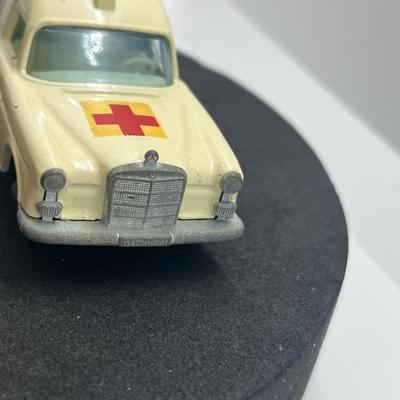 LOT 98: Vintage Lesney Matchbox Vehicles - Mercedes Benz Binz Ambulance and Mercury Cougar