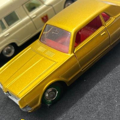 LOT 98: Vintage Lesney Matchbox Vehicles - Mercedes Benz Binz Ambulance and Mercury Cougar