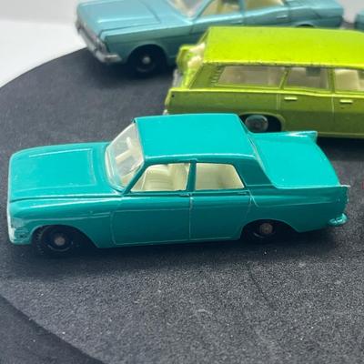 LOT 99: Vintage Lesney Matchbox Cars - Mercury, Two Ford Zodiac MK IV, Ford Zephyr, Ford Corsair