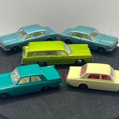 LOT 99: Vintage Lesney Matchbox Cars - Mercury, Two Ford Zodiac MK IV, Ford Zephyr, Ford Corsair