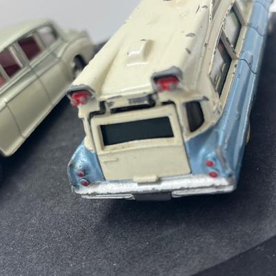 LOT 103: Vintage Dinky Toys Vehicles - Rolls Royce Phantom V and Superior Criterion