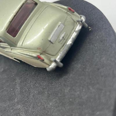 LOT 103: Vintage Dinky Toys Vehicles - Rolls Royce Phantom V and Superior Criterion