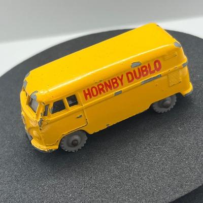 LOT 104: Vintage Dublo Dinky Toys Volkswagen Meccano LTD
