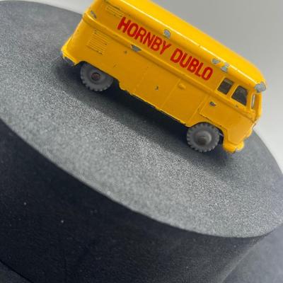 LOT 104: Vintage Dublo Dinky Toys Volkswagen Meccano LTD