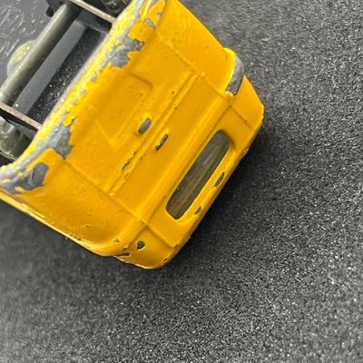 LOT 104: Vintage Dublo Dinky Toys Volkswagen Meccano LTD