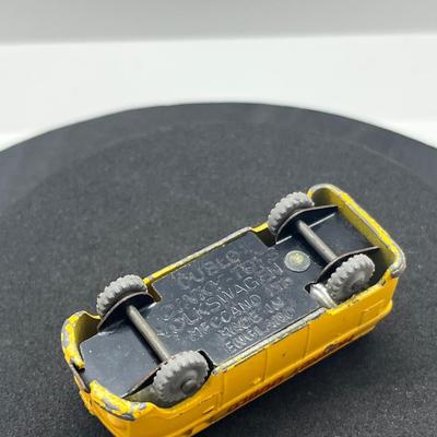 LOT 104: Vintage Dublo Dinky Toys Volkswagen Meccano LTD