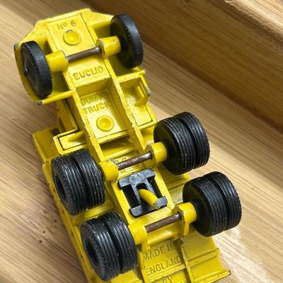 LOT 106: Vintage Lesney Matchbox Construction Vehicles - Caterpillar Bulldozer, Foden Cement Mixer, Foden Concrete Truck and More