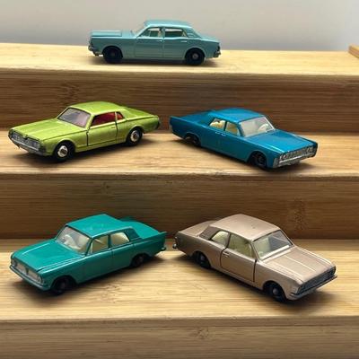 LOT 107: Vintage Lesney Matchbox Cars - Mercury Cougar, Ford Zephyr, Ford Cortina, Lincoln Continental and Ford Zodiac MK IV