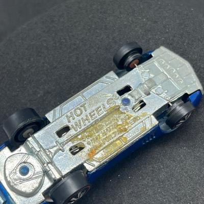 LOT 108: Vintage Redline Hot Wheels Custom Corvette 1967 Mattel