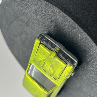 LOT 115: Vintage Redline Hot Wheels Custom Cougar 1968 Mattel