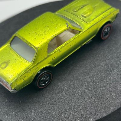 LOT 115: Vintage Redline Hot Wheels Custom Cougar 1968 Mattel