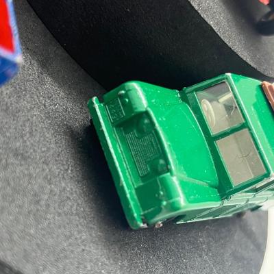 LOT Vintage Lesney Matchbox Vehicles - Land Rover Safari, Jeep, Jeep Gladiator, Karrier Bantam 2 Ton