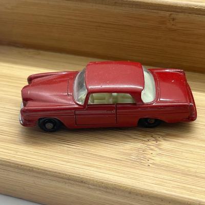 LOT 118: Vintage Lesney Matchbox Cars - Mustang, Mercedes Benz 220 SE, Jaguar, Mercedes 300