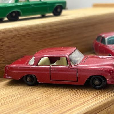 LOT 118: Vintage Lesney Matchbox Cars - Mustang, Mercedes Benz 220 SE, Jaguar, Mercedes 300