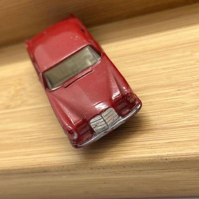 LOT 118: Vintage Lesney Matchbox Cars - Mustang, Mercedes Benz 220 SE, Jaguar, Mercedes 300