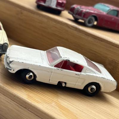 LOT 118: Vintage Lesney Matchbox Cars - Mustang, Mercedes Benz 220 SE, Jaguar, Mercedes 300