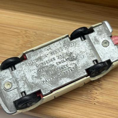 LOT 118: Vintage Lesney Matchbox Cars - Mustang, Mercedes Benz 220 SE, Jaguar, Mercedes 300