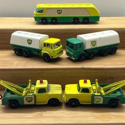 LOT 119: Vintage Lesney Matchbox - Dodge Wreck Truck, Petrol Tanker, BP Autotanker and More