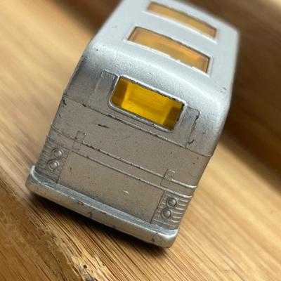 LOT 120: Vintage Lesney Matchbox Vehicles - Mercedes Coach, Freeman Inter-City Commuter, Royal Tiger Coach, Daimler Bus, Coach,...