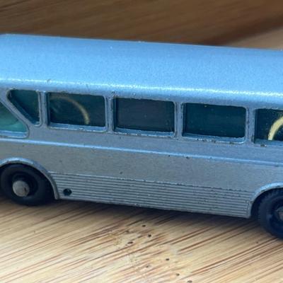 LOT 120: Vintage Lesney Matchbox Vehicles - Mercedes Coach, Freeman Inter-City Commuter, Royal Tiger Coach, Daimler Bus, Coach,...
