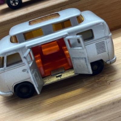 LOT 120: Vintage Lesney Matchbox Vehicles - Mercedes Coach, Freeman Inter-City Commuter, Royal Tiger Coach, Daimler Bus, Coach,...