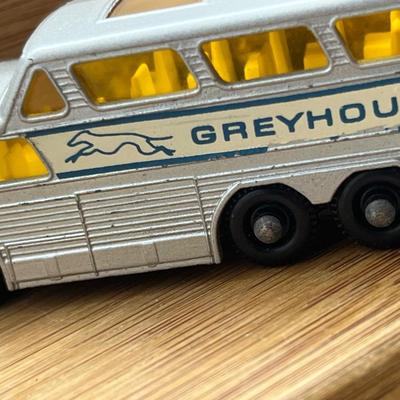 LOT 120: Vintage Lesney Matchbox Vehicles - Mercedes Coach, Freeman Inter-City Commuter, Royal Tiger Coach, Daimler Bus, Coach,...