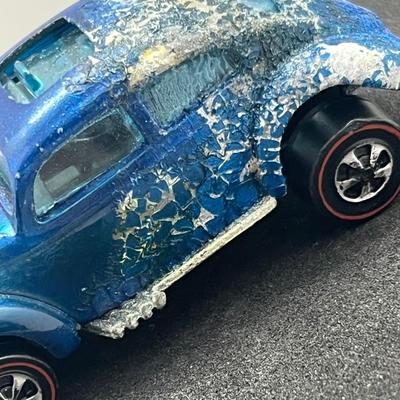 LOT 124: Vintage Redline Hot Wheels Custom Volkswagen 1967 Mattel