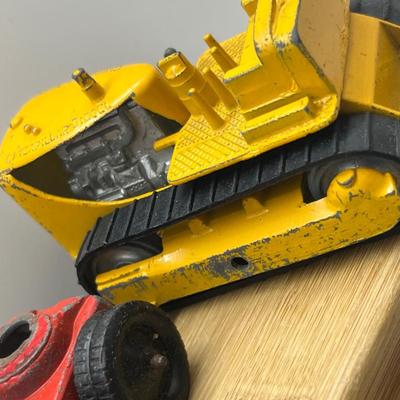 LOT 128: Vintage Tootsietoys - Earth Mover, Pumper, Porsche, Jeep and More