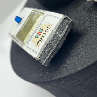 LOT 133: Vintage Lesney Matchbox Vehicles - Mercury, S&S Cadillac Ambulance, Land Rover Fire Truck