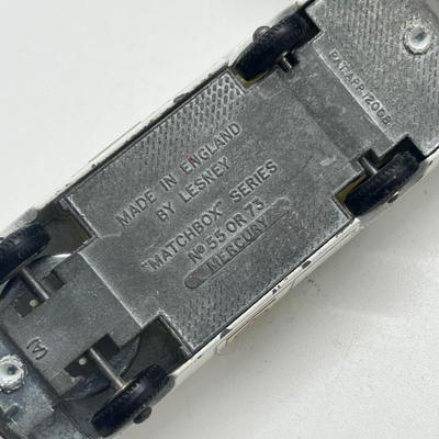 LOT 133: Vintage Lesney Matchbox Vehicles - Mercury, S&S Cadillac Ambulance, Land Rover Fire Truck