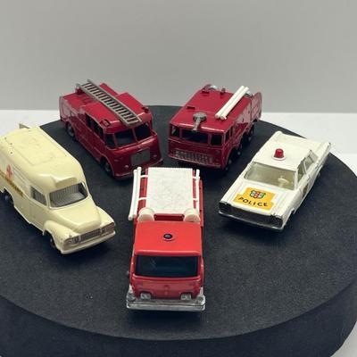 LOT 138: Vintage Lesney Matchbox Vehicles - Lomas Ambulance, Fire Pumper Truck, Ford Galaxie, Merryweather Marquis Series III and Foamite...