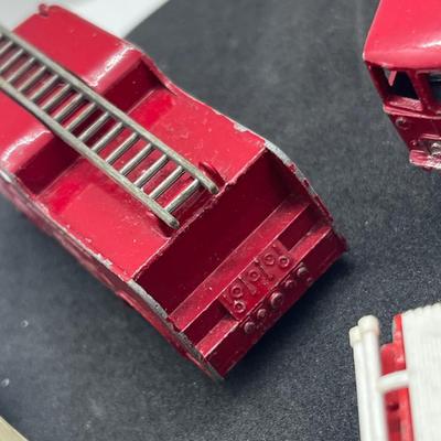 LOT 138: Vintage Lesney Matchbox Vehicles - Lomas Ambulance, Fire Pumper Truck, Ford Galaxie, Merryweather Marquis Series III and Foamite...