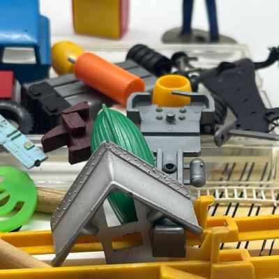 LOT 148: Miscellaneous Vintage Toy Car Parts and Pieces