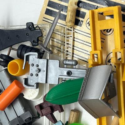 LOT 148: Miscellaneous Vintage Toy Car Parts and Pieces