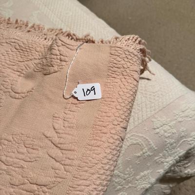 Vintage Chenille Bedspread