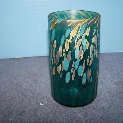 `LOT 4 LOVELY COLLECTIBLE ART GLASS