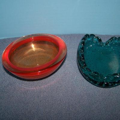 LOT 9 GREAT VINTAGE MCM COLORFUL ART GLASS