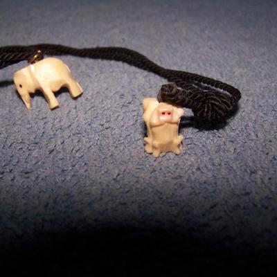 LOT 12 WONDERFUL VINTAGE CARVED CHARMS AND CLIP