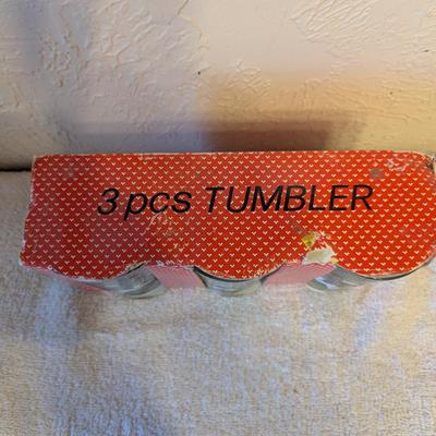 Sale Photo Thumbnail #485: 3 pc tumbler drinking glasses with cows