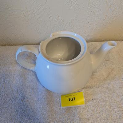 Sale Photo Thumbnail #523: Tea pot- ceramic white- made in England