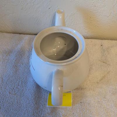 Sale Photo Thumbnail #522: Tea pot- ceramic white- made in England