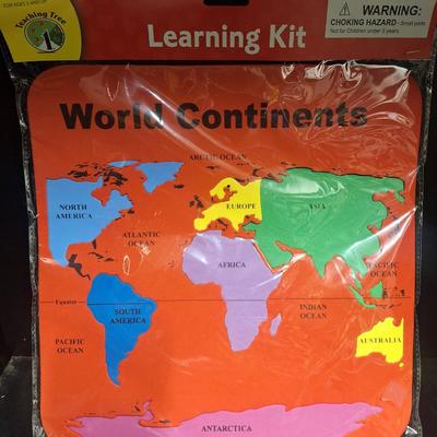 Sale Photo Thumbnail #605: great for bathtub time