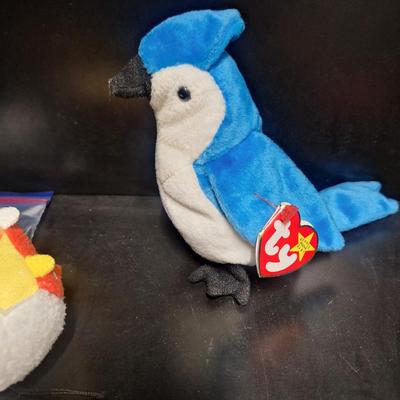 Sale Photo Thumbnail #610: small stuffed animals