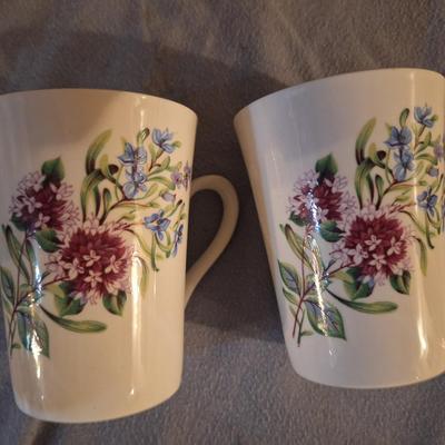 Sale Photo Thumbnail #636: coffee cups