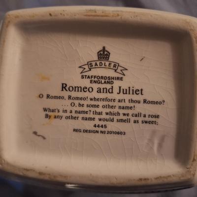 Sale Photo Thumbnail #647: Romeo and Juliet teapot