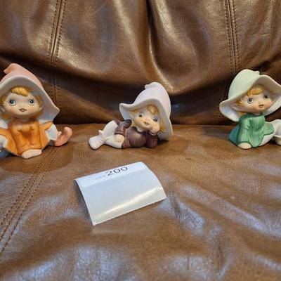 Sale Photo Thumbnail #704: 3 homco ceramic pixie elves